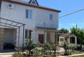 Дом в Штормовом