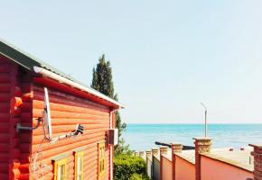 Дом на берегу моря