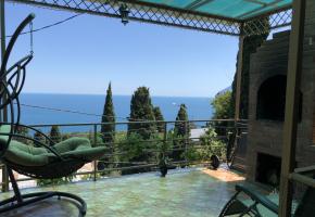 Дом в Алупке