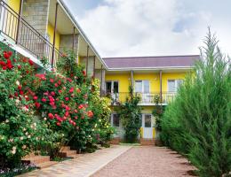 Комнаты На Мирной