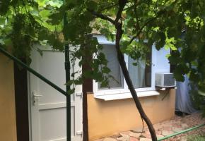 Номер для 3-4 человек с общими удобствами