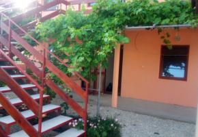 Меблированные комнаты Семейный уют